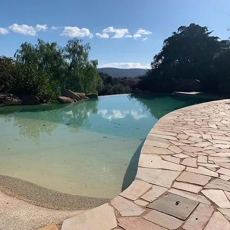 En Bois Avec Jacuzzi Prive Et Piscine Кемпинг *