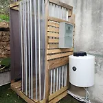 营地 En Bois Avec Jacuzzi Prive Et Piscine