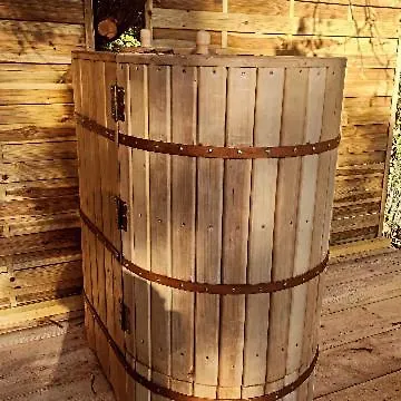 Exotique Piscine Et Jacuzzi *