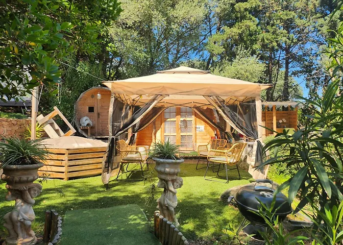 Campsite En Bois Avec Jacuzzi Prive Et Piscine